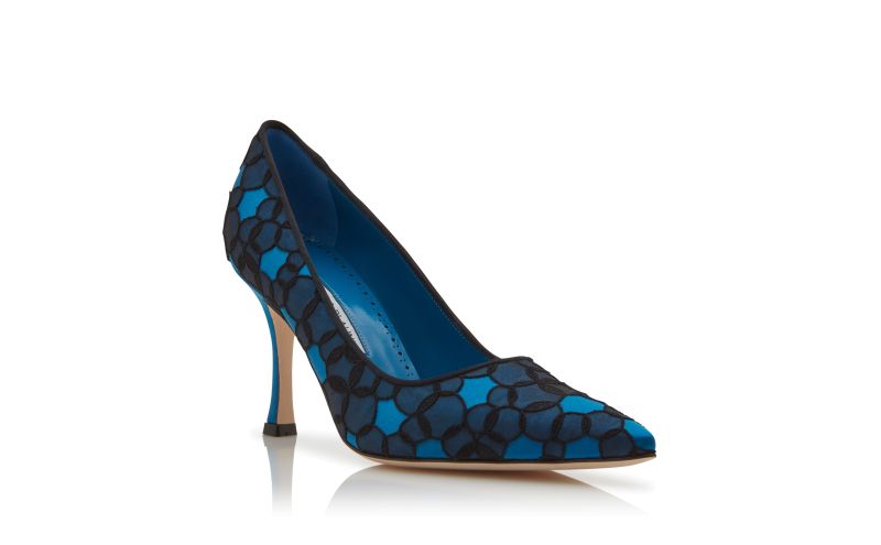 Neliraval, Blue Satin Lace Embroidered Pumps  - €995.00