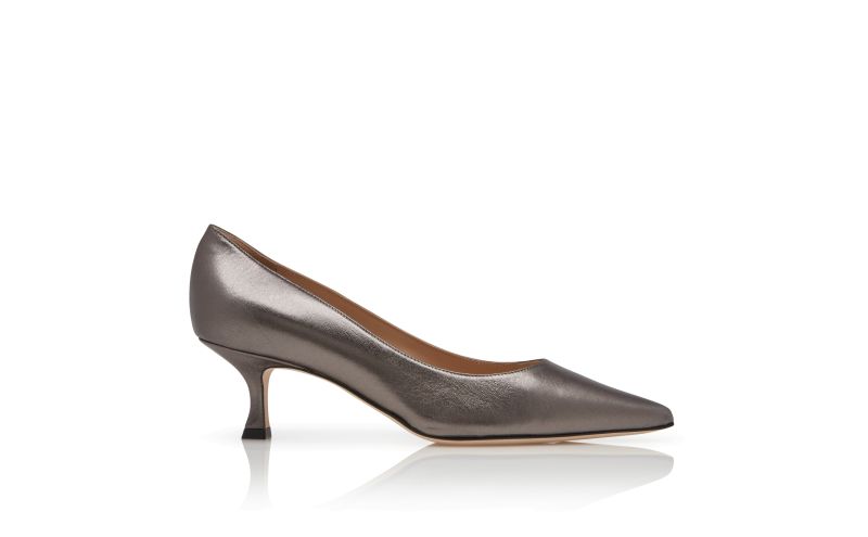 Designer Women Pumps | Manolo Blahnik