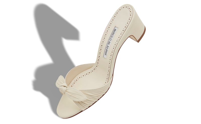 Lolloso, Cream Nappa Leather Bow Detail Mules - US$795.00