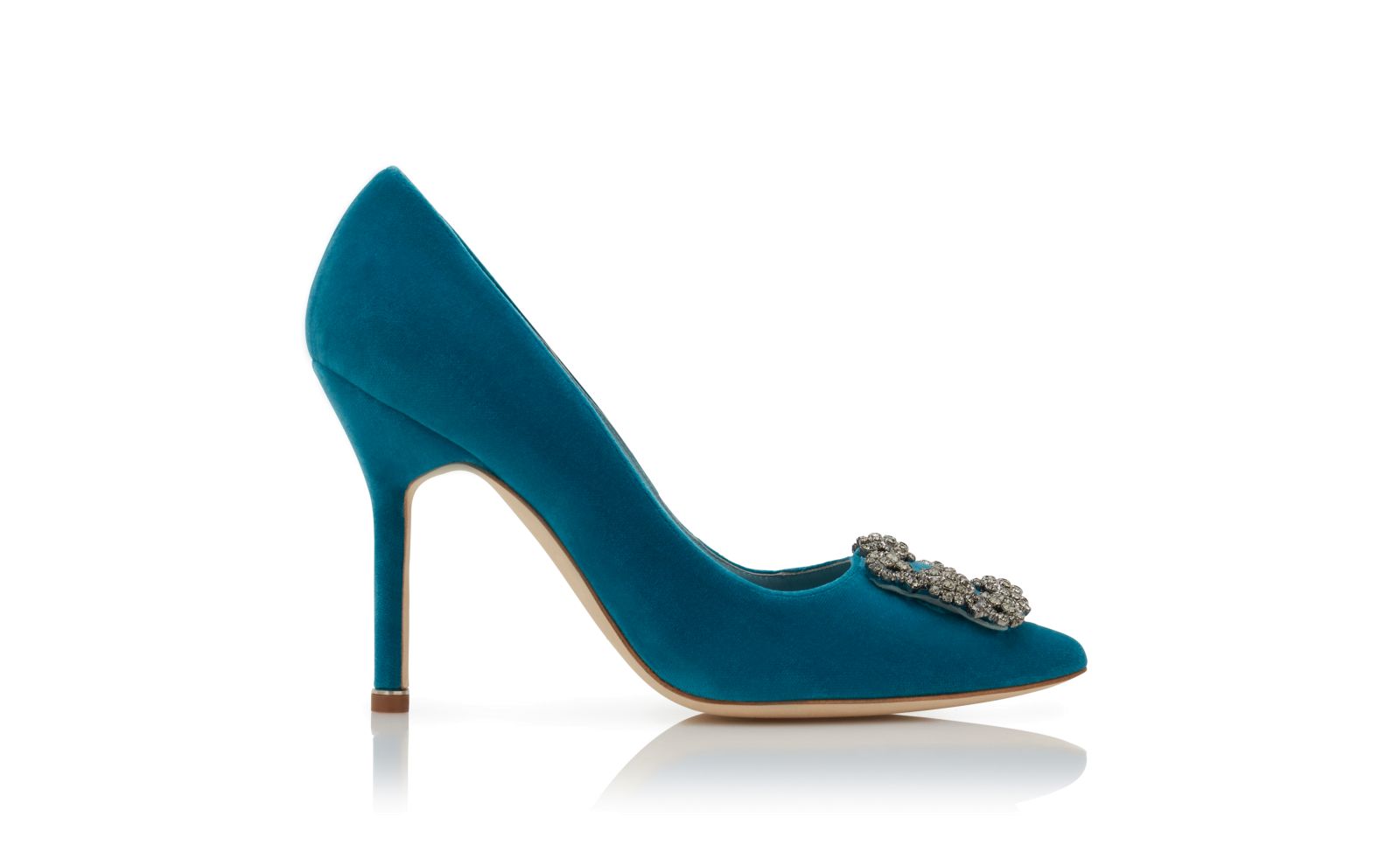 Designer Women Hangisi | Manolo Blahnik